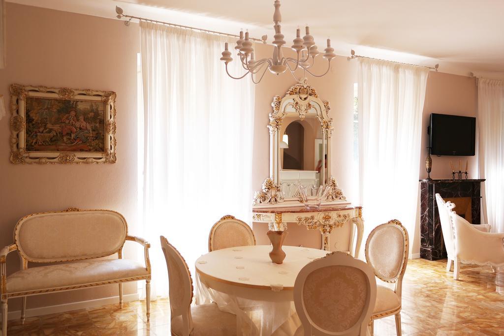 Hotel La Scogliera Бордігера Екстер'єр фото
