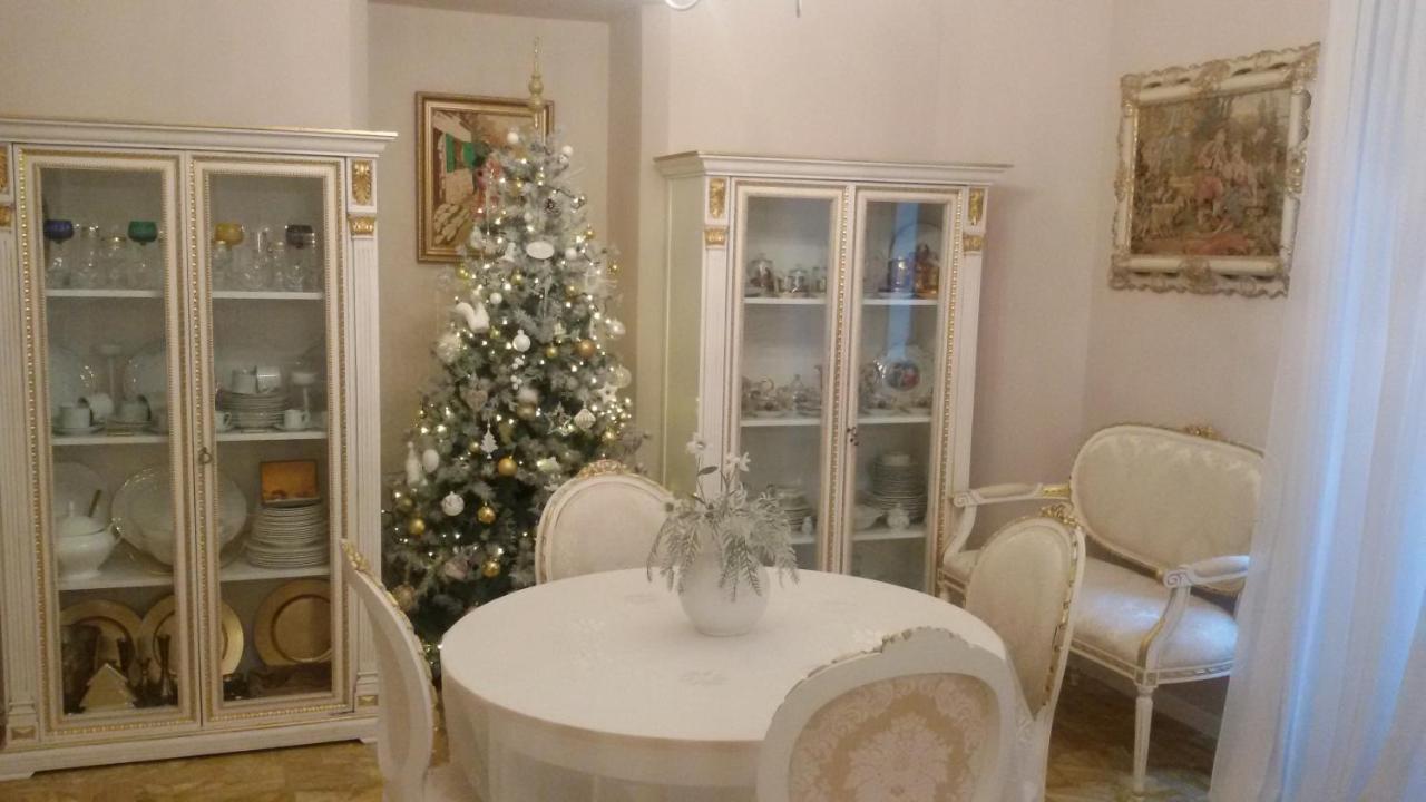 Hotel La Scogliera Бордігера Екстер'єр фото